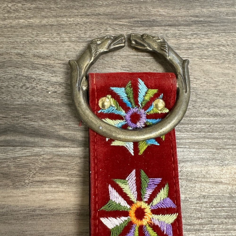 Vintage Wolf Head Embroidered Belt